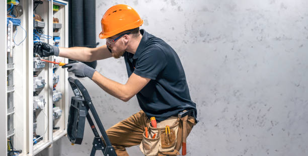 Best Electrical Contractors for Businesses  in Toledo, IL